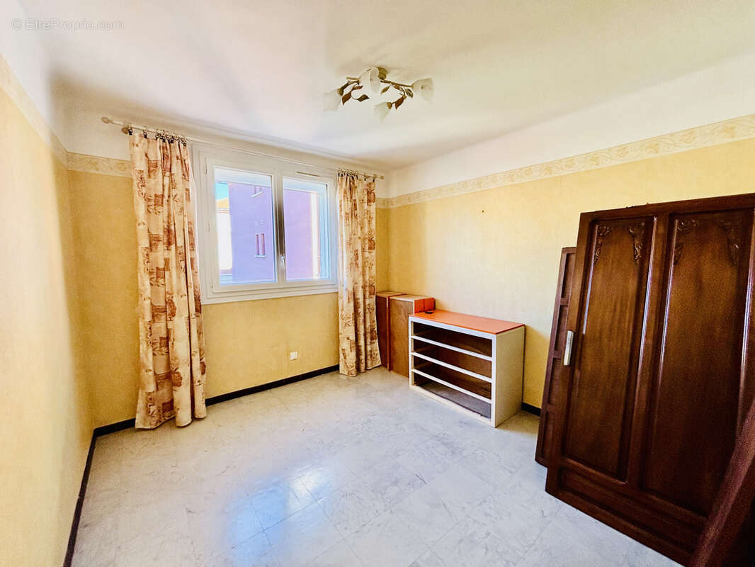 Appartement à MARSEILLE-7E