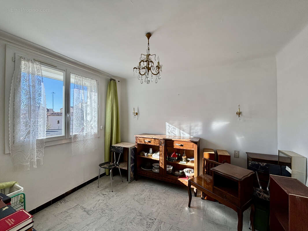 Appartement à MARSEILLE-7E