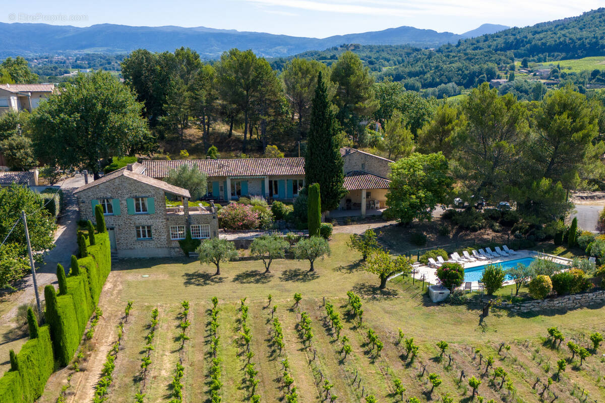 Maison à VAISON-LA-ROMAINE