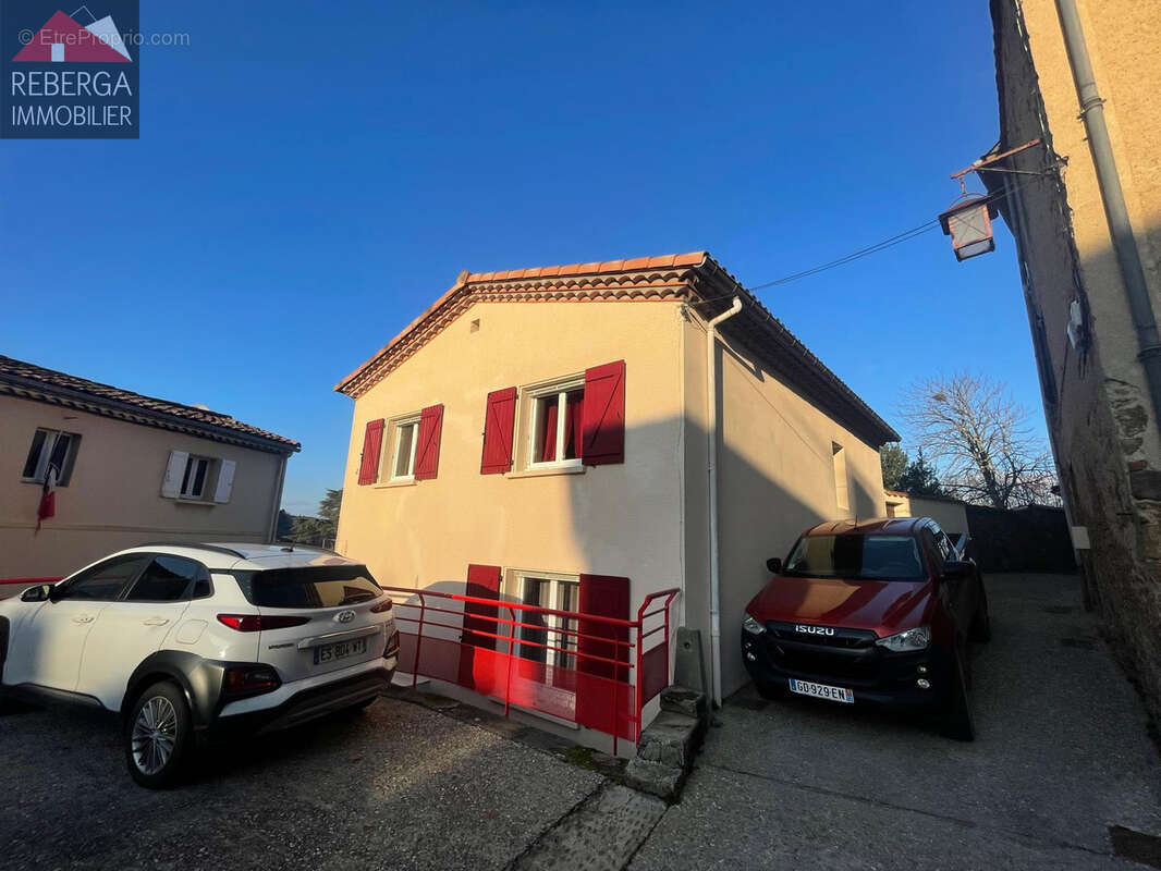 Maison à AUSSILLON