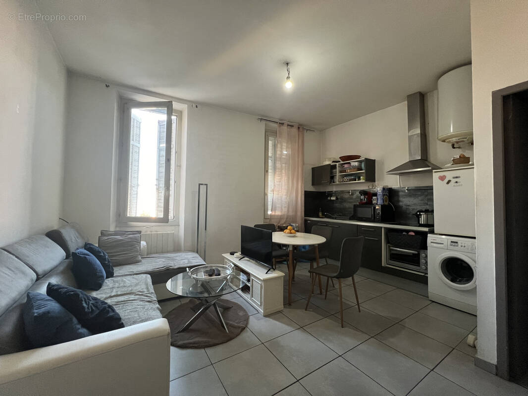 Appartement à MARSEILLE-14E