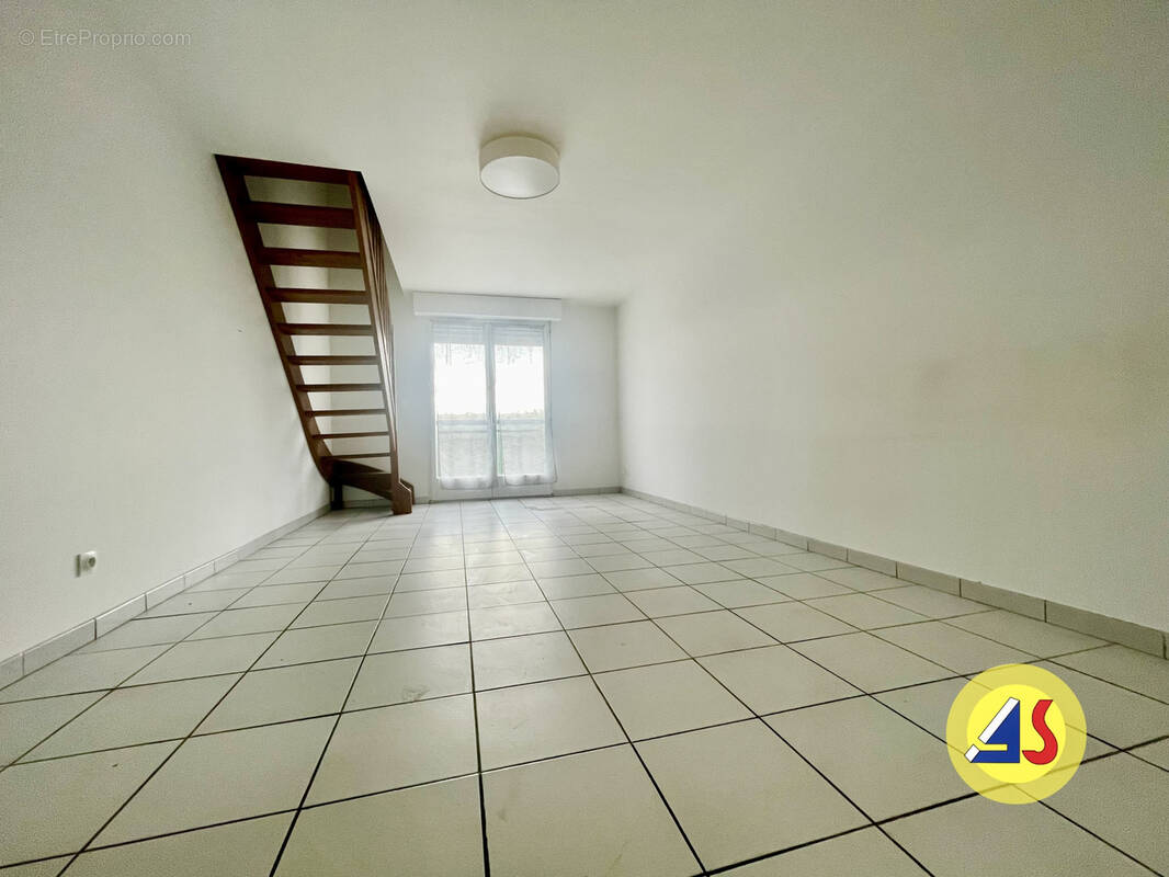 Appartement à LES SORINIERES