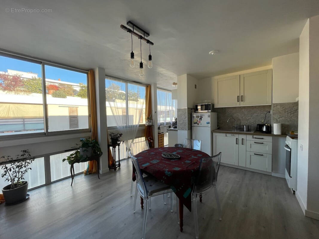 Appartement à HYERES