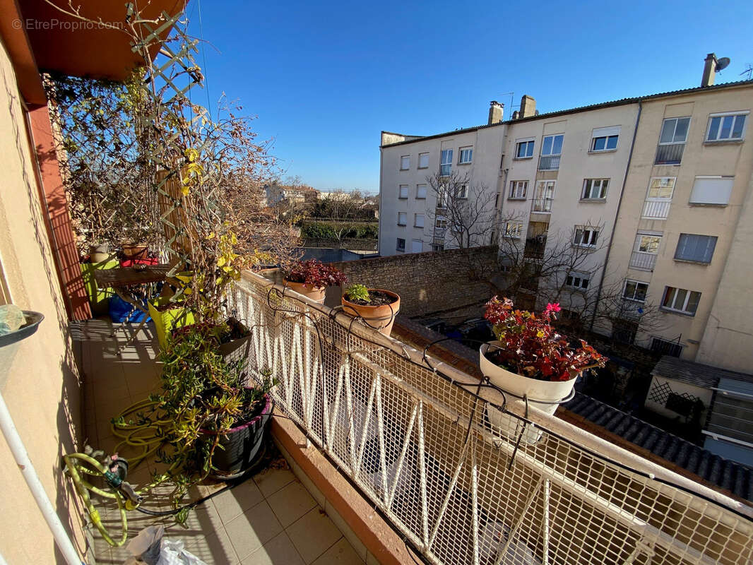 Appartement à NIMES