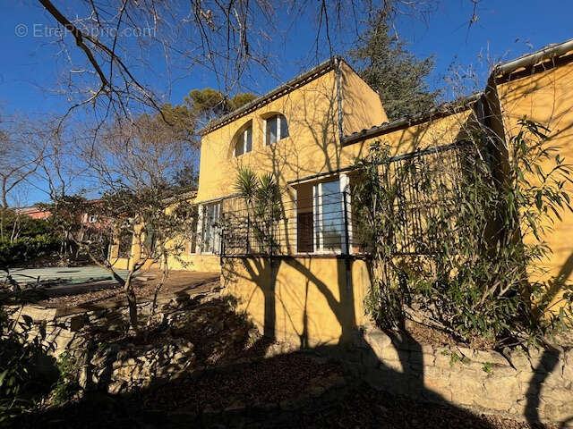 Maison à NIMES