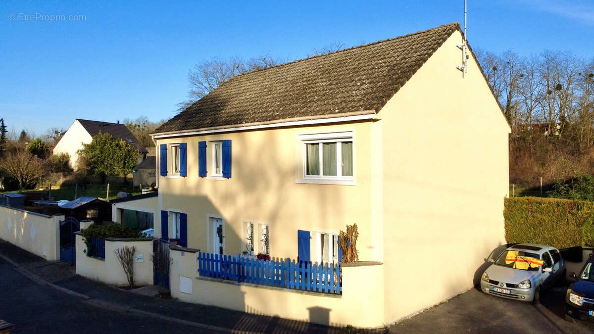 Maison à CONGIS-SUR-THEROUANNE