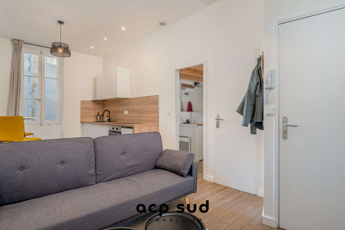 Appartement à MARSEILLE-5E