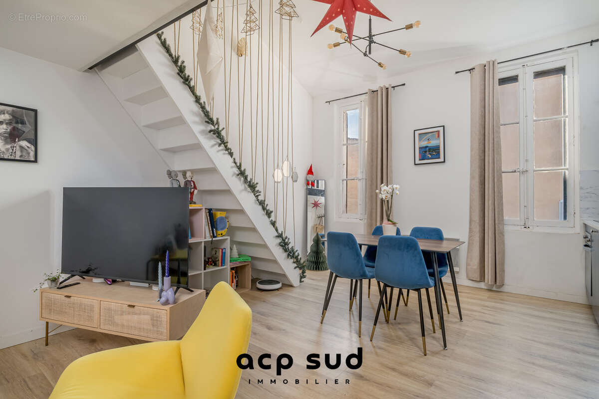 Appartement à MARSEILLE-5E