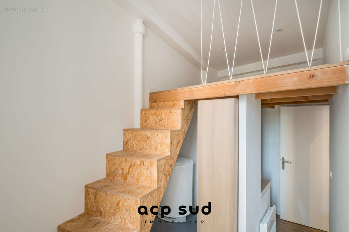 Appartement à MARSEILLE-5E