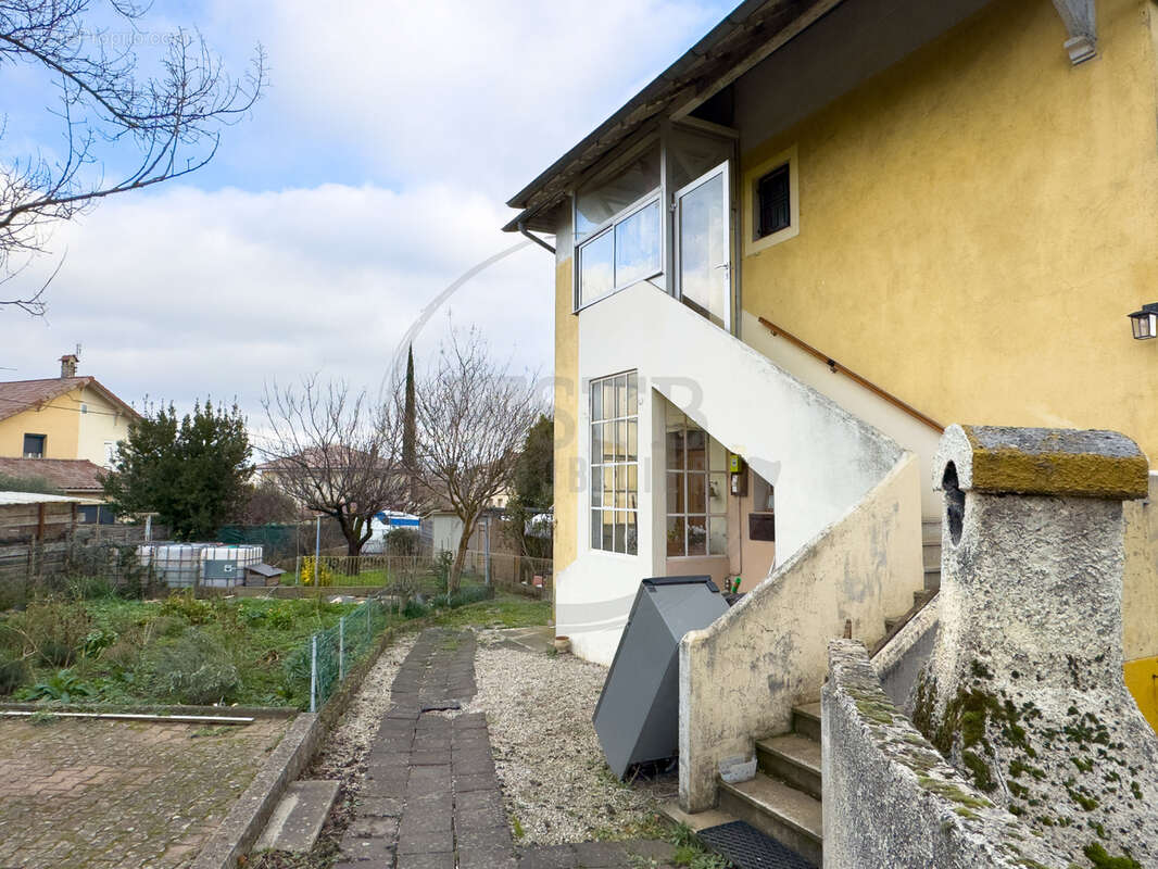 Appartement à LA VOULTE-SUR-RHONE