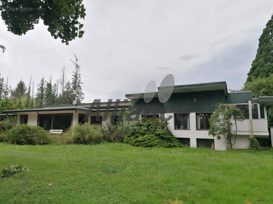 Maison à SAINT-LOUP-SUR-SEMOUSE