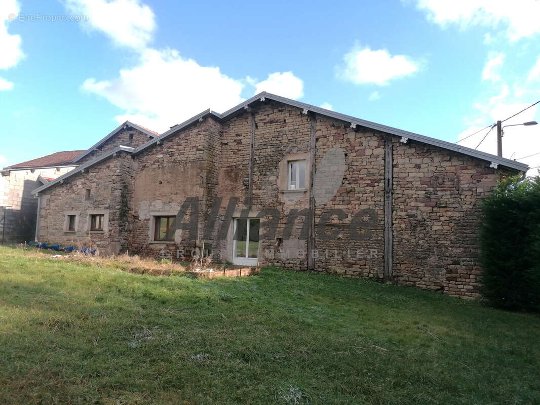 Maison à PONT-DU-BOIS