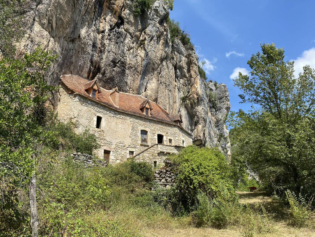 Maison à SAINT-SULPICE