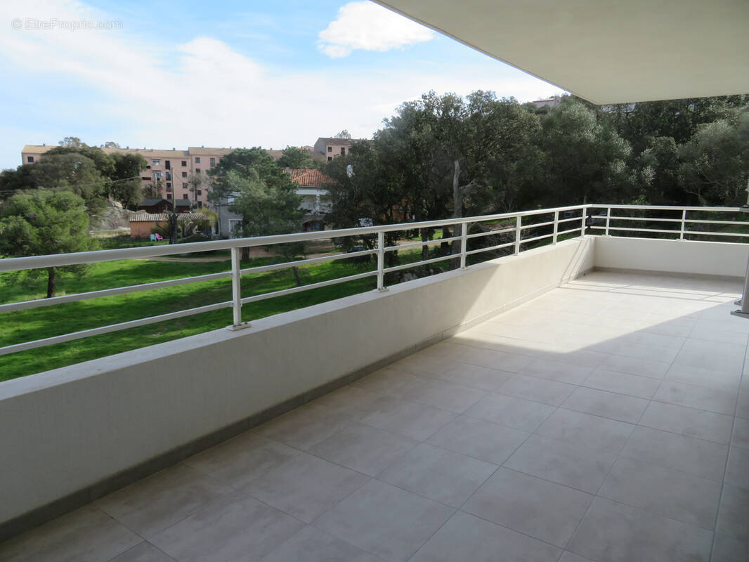 Appartement à PORTO-VECCHIO