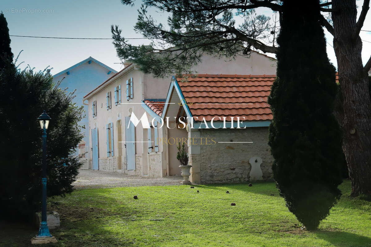 Maison à SAINT-PALAIS-SUR-MER