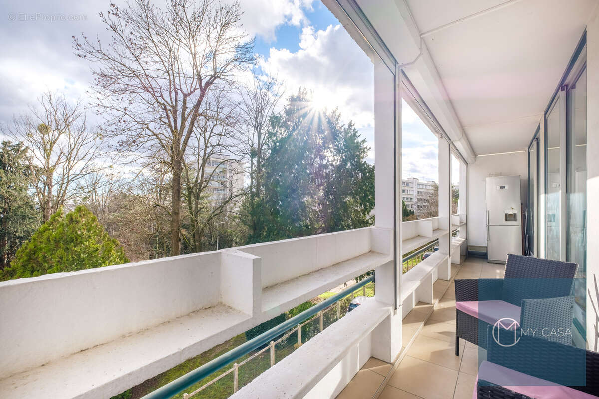 Appartement à LYON-9E