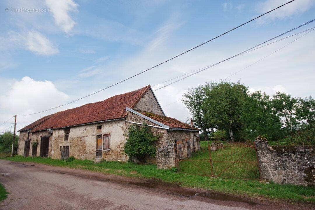 Maison à SAULIEU