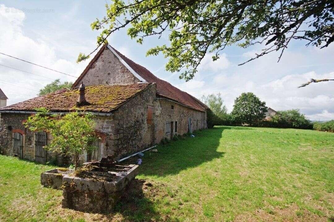 Maison à SAULIEU