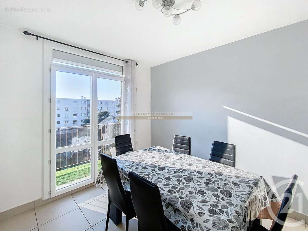 Appartement à CORBAS