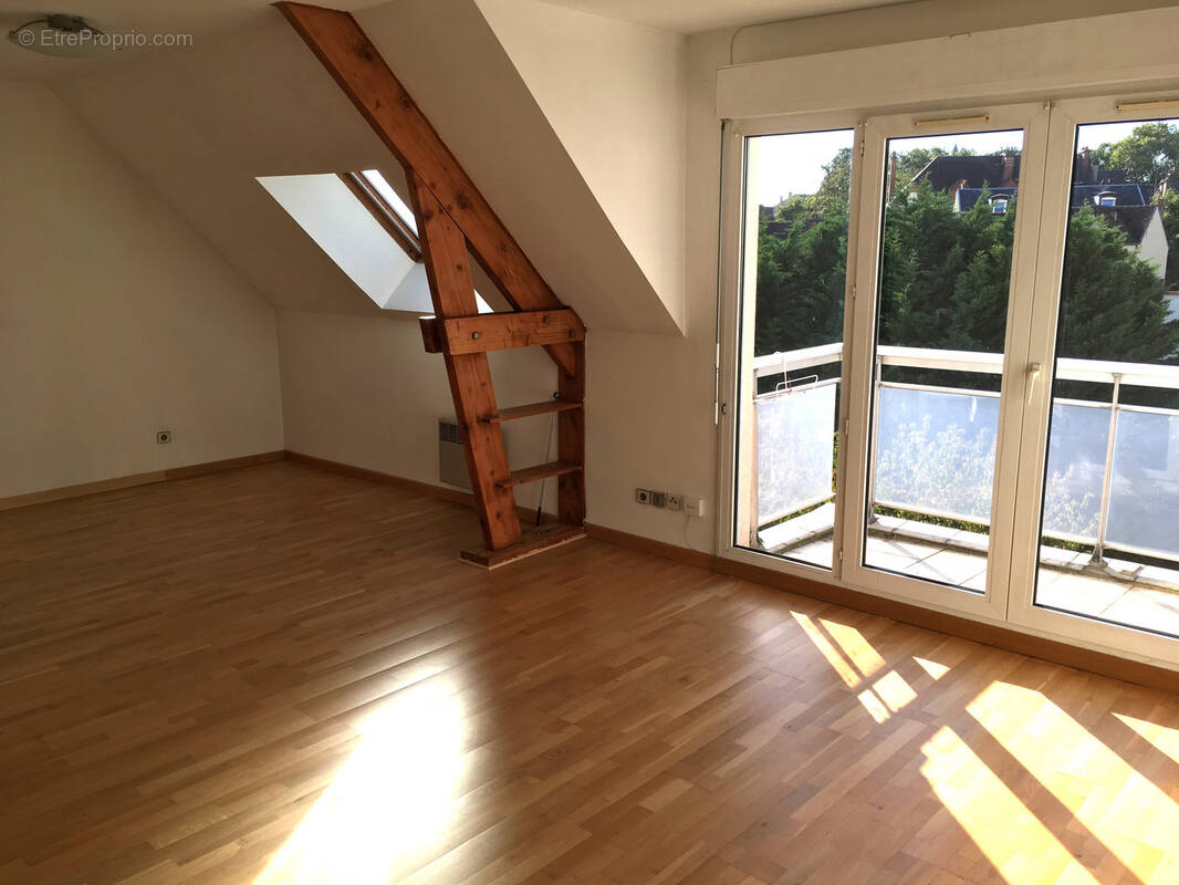 Appartement à MELUN