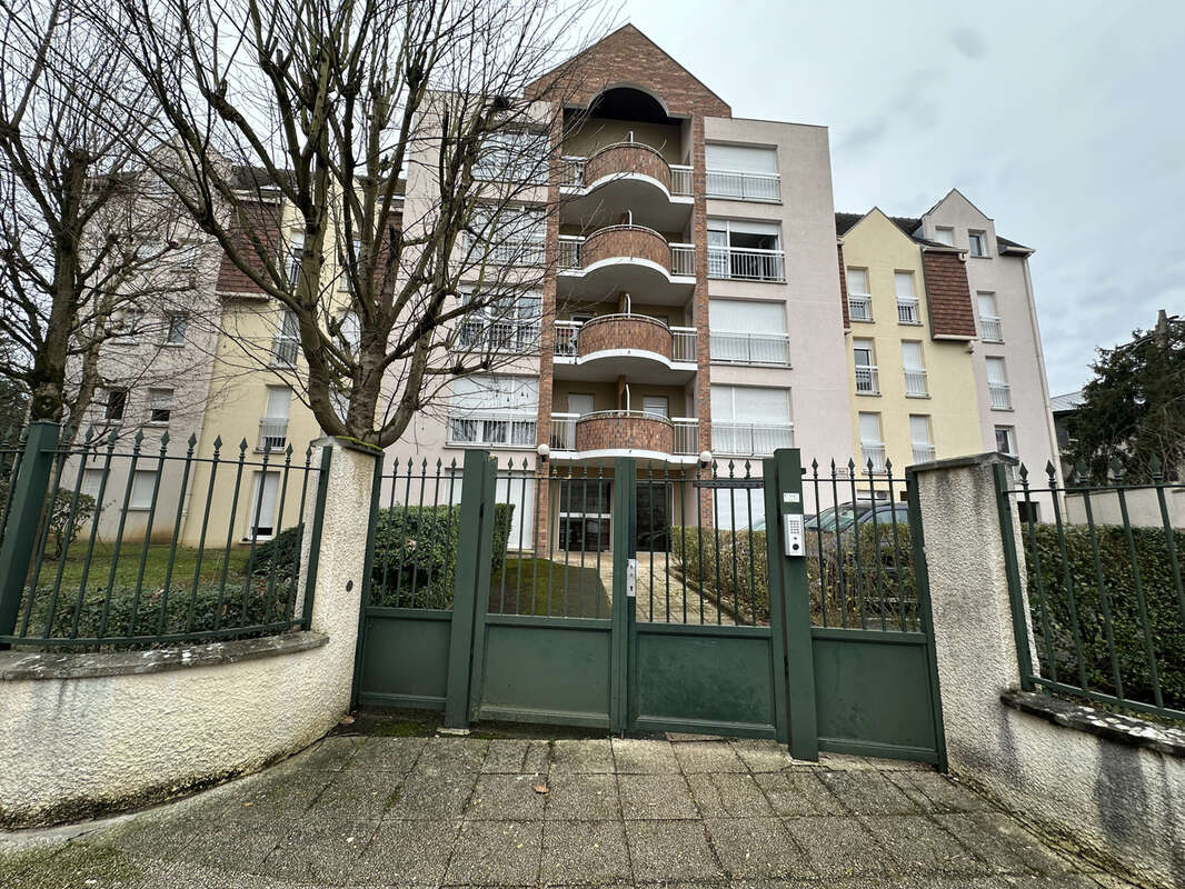 Appartement à MELUN