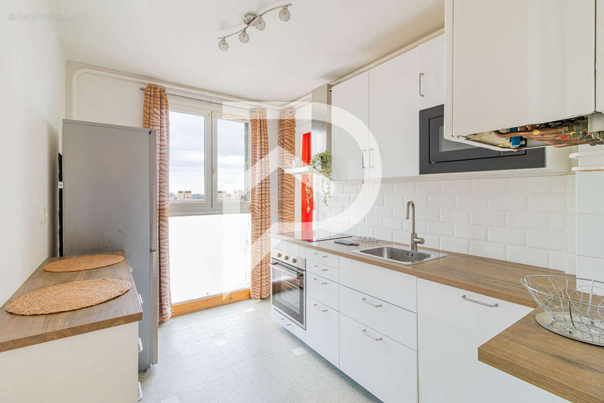 Appartement à MARSEILLE-3E