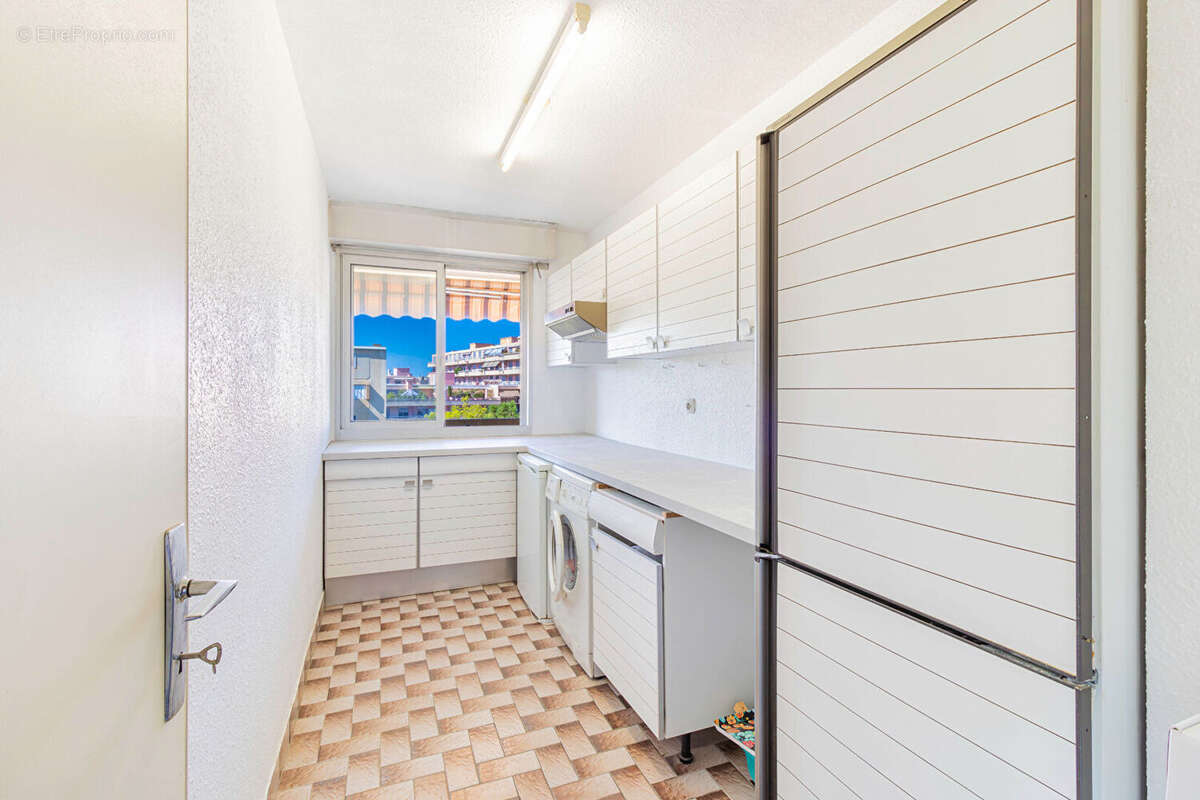 Appartement à MARSEILLE-3E