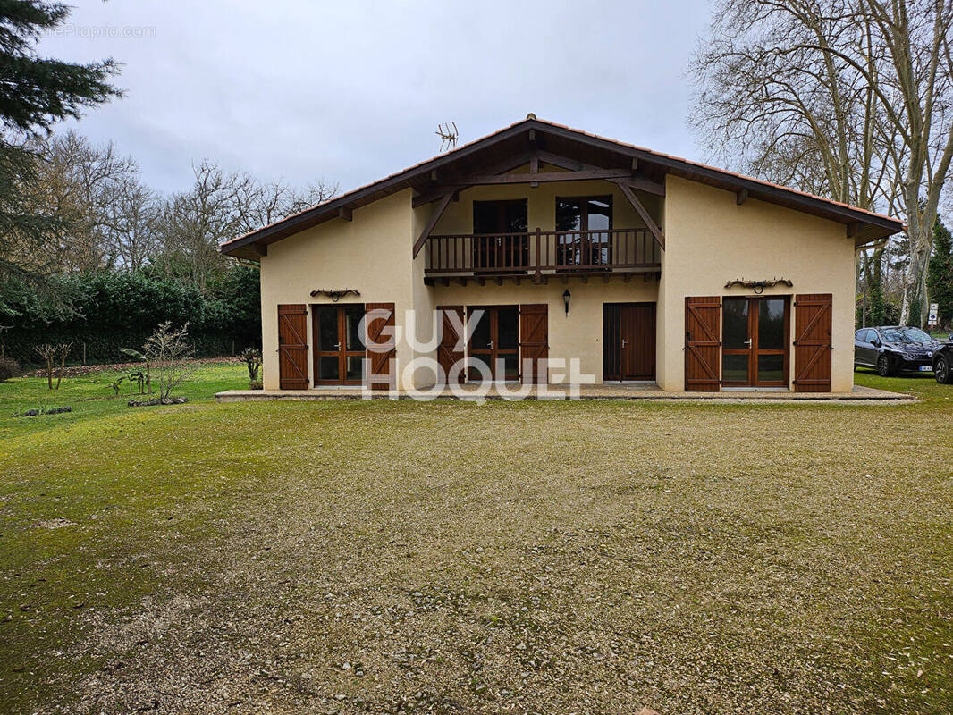 Maison à LABASTIDE-D&#039;ARMAGNAC