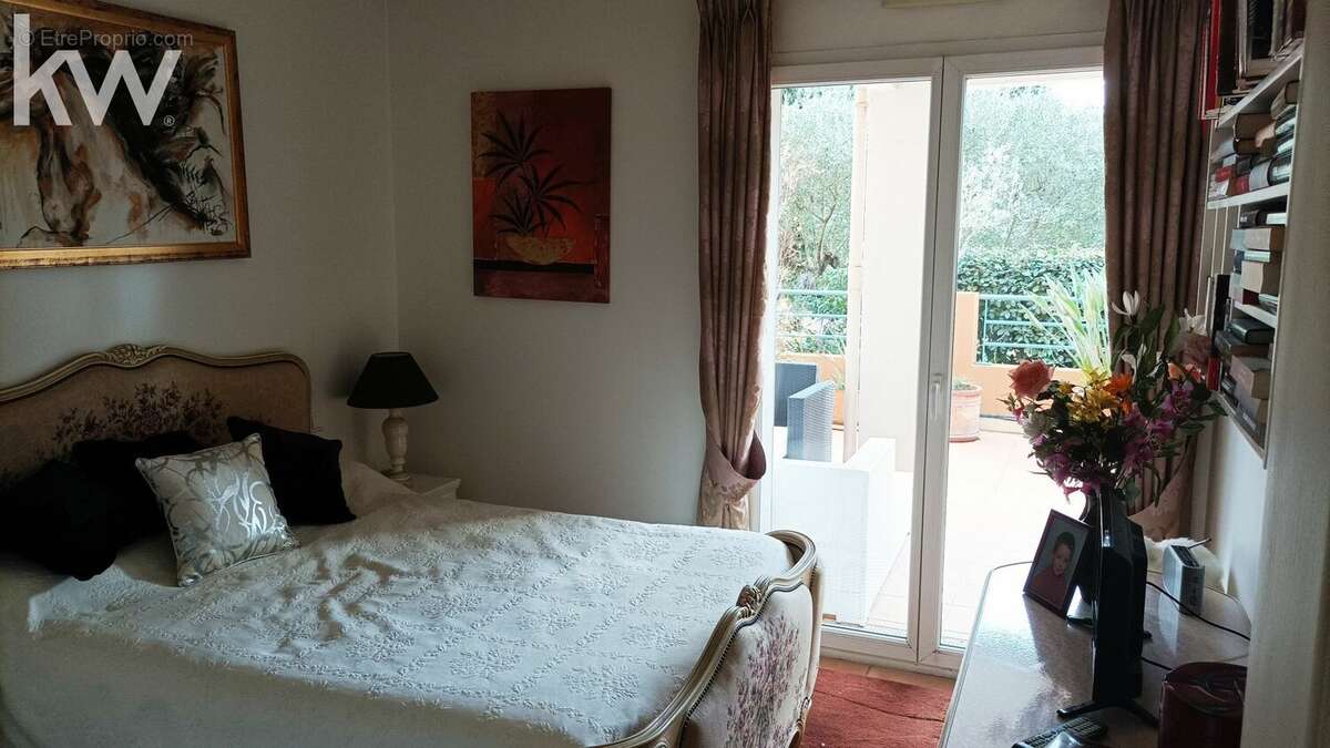 Appartement à HYERES