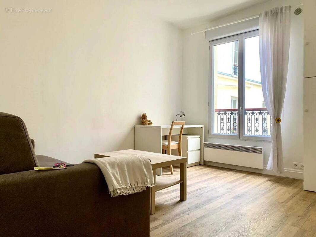 Appartement à PARIS-7E