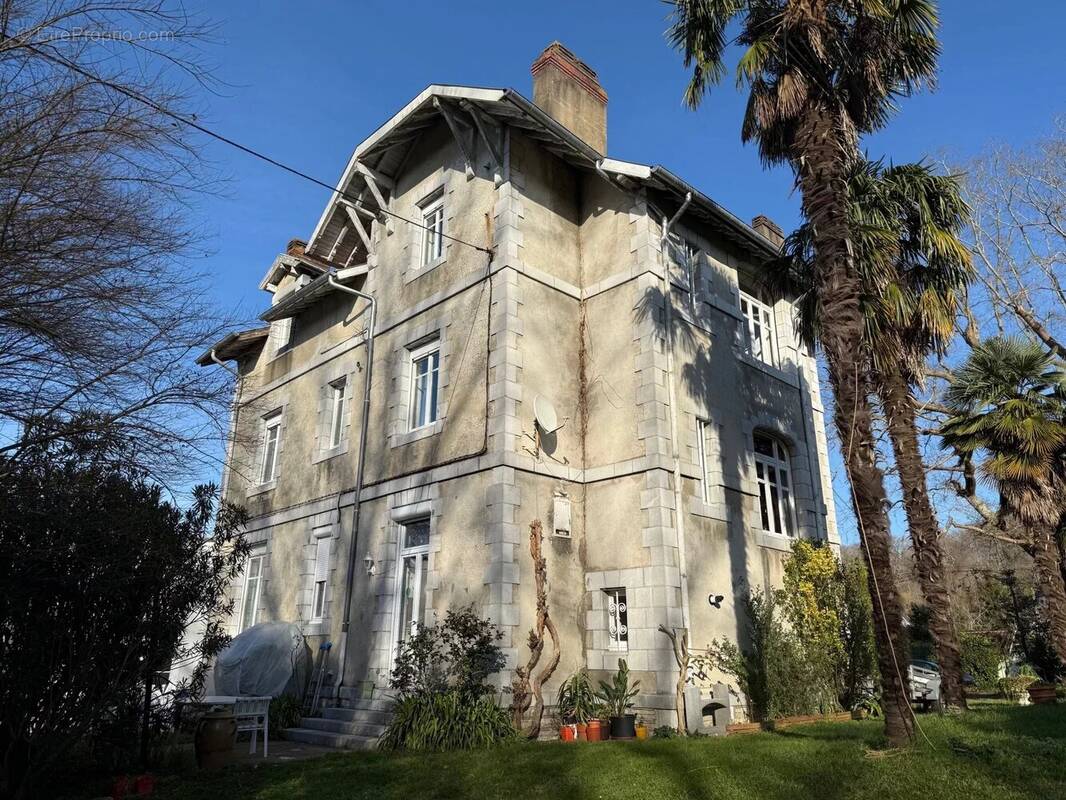 Maison à SALIES-DE-BEARN