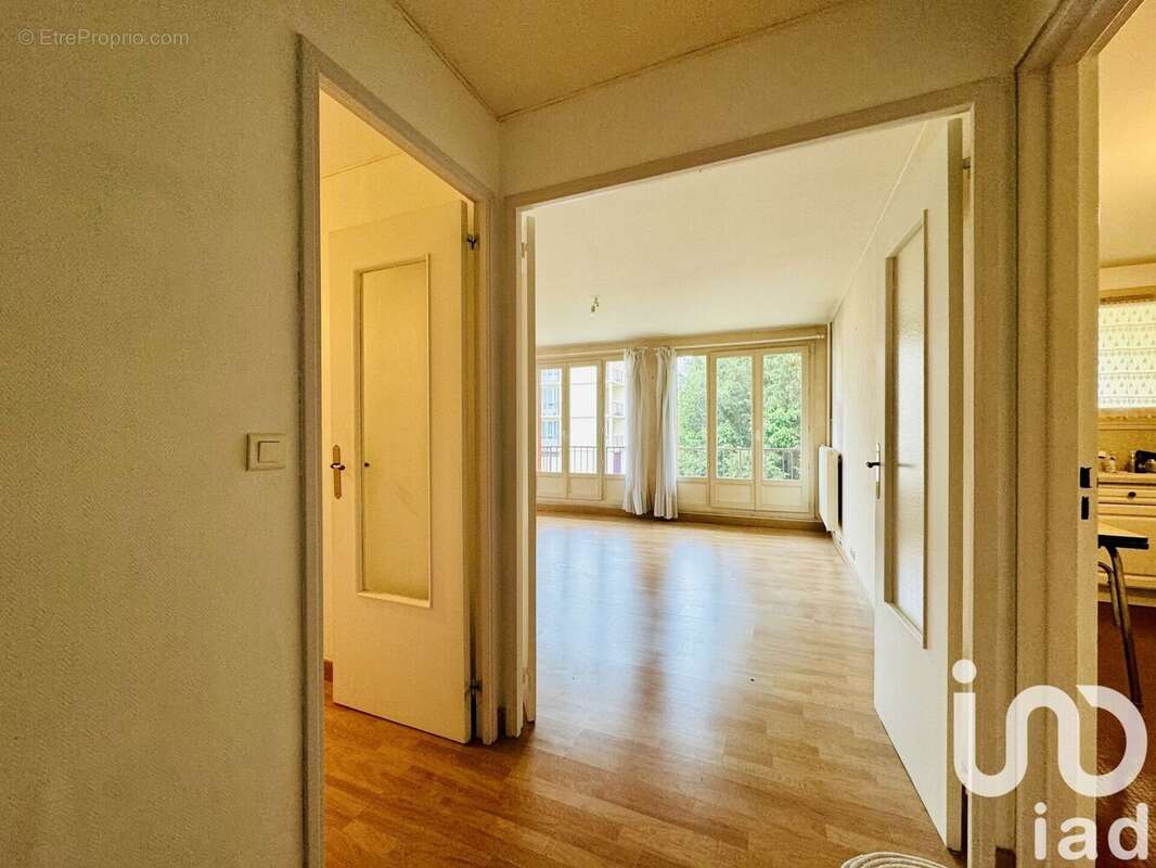 Photo 8 - Appartement à BONNIERES-SUR-SEINE