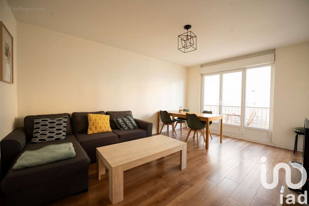 Photo 2 - Appartement à REIMS