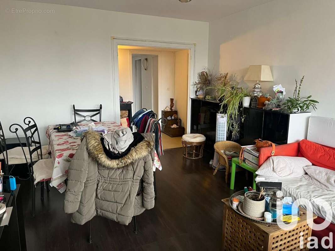 Photo 2 - Appartement à SAINT-DENIS