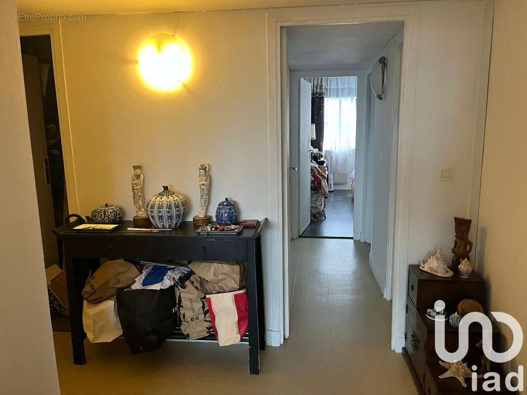 Photo 4 - Appartement à SAINT-DENIS