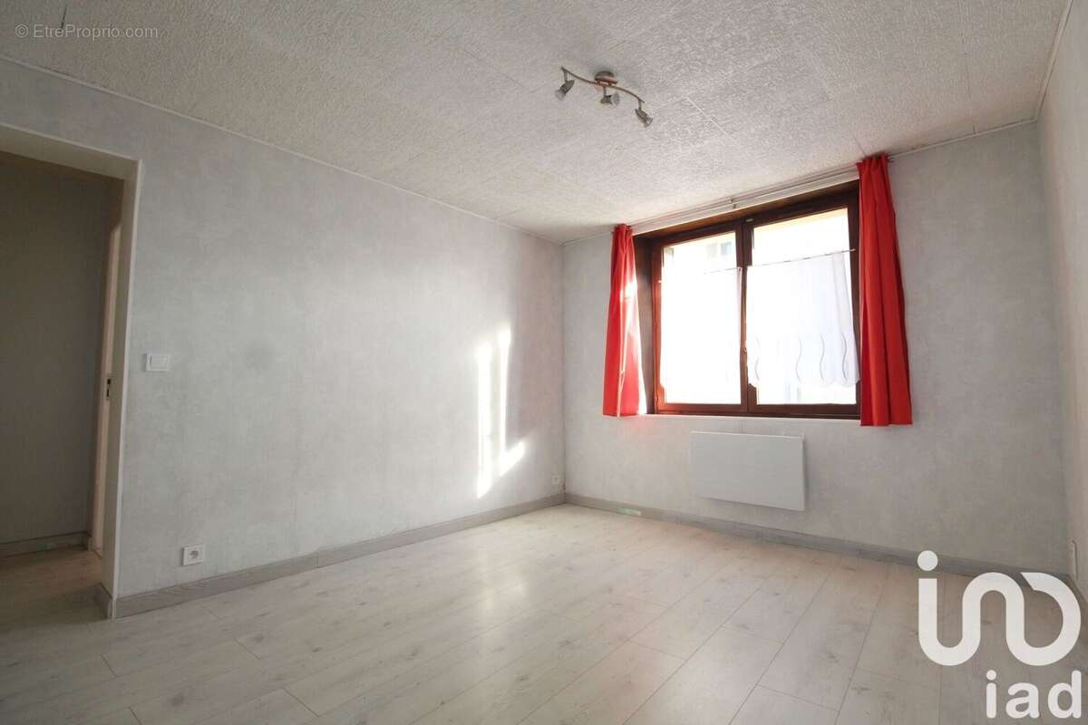 Photo 3 - Appartement à BALLAINVILLIERS