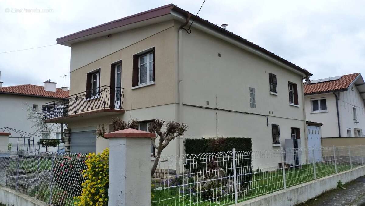 Maison à TARBES