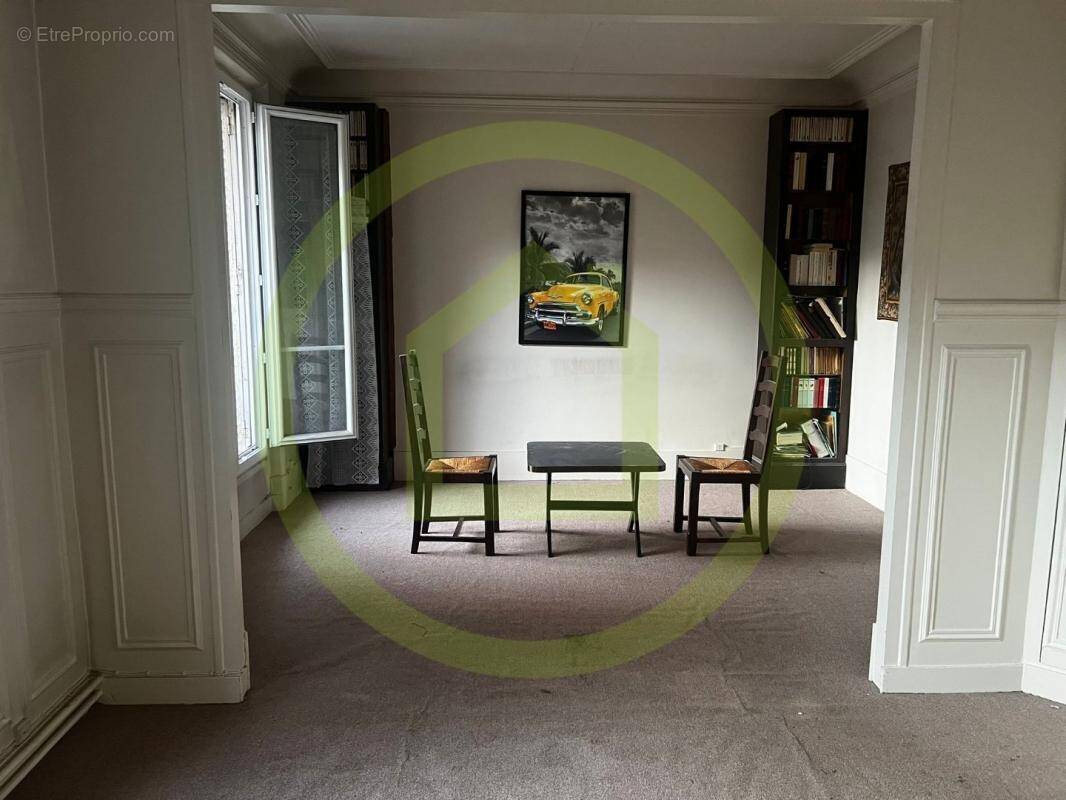 Appartement à PARIS-20E