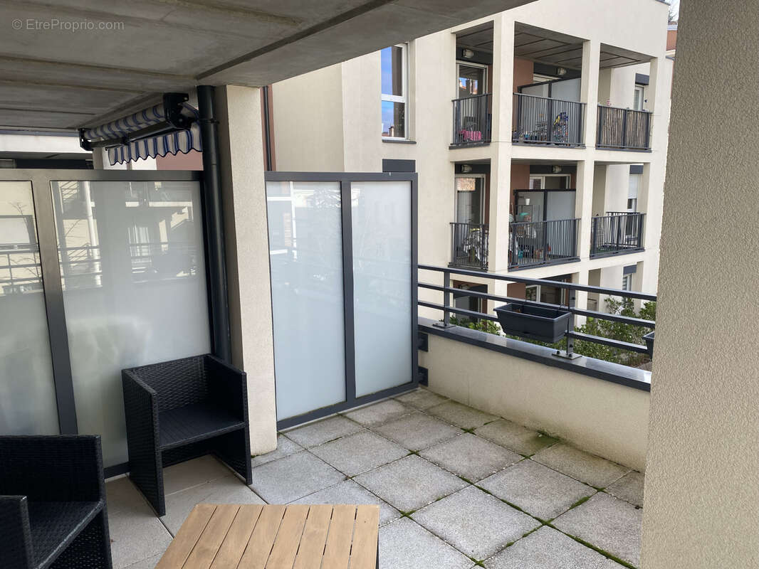 Appartement à SAINT-ETIENNE