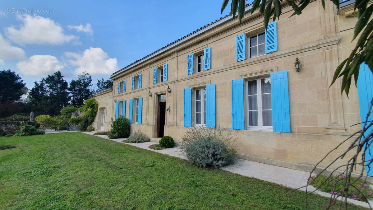 Maison à PEUJARD