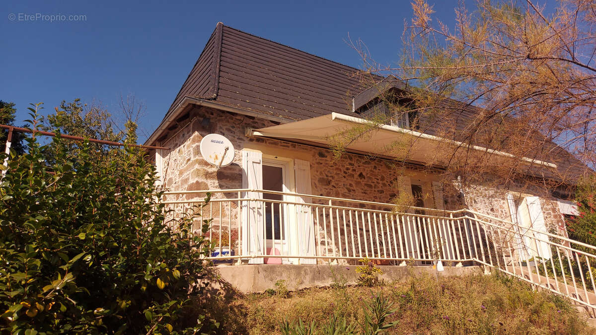 Maison à CHABRIGNAC