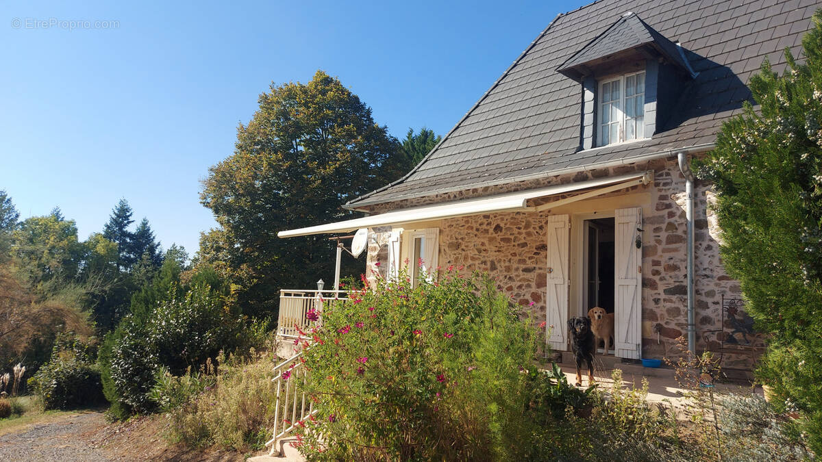 Maison à CHABRIGNAC