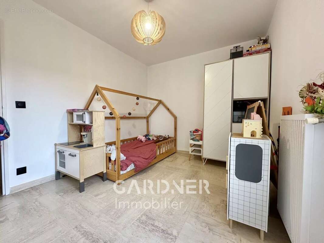 Appartement à CARNOUX-EN-PROVENCE