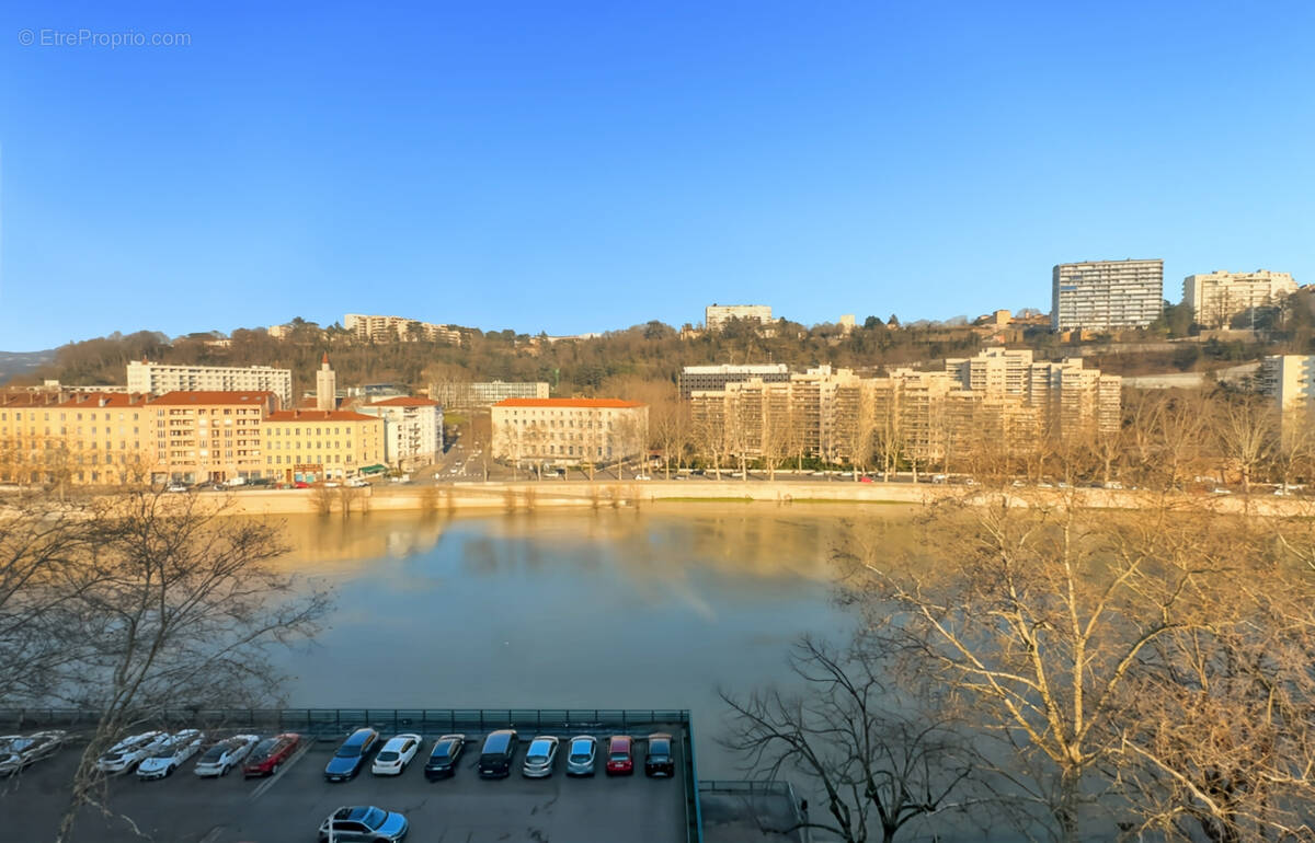 Appartement à LYON-9E