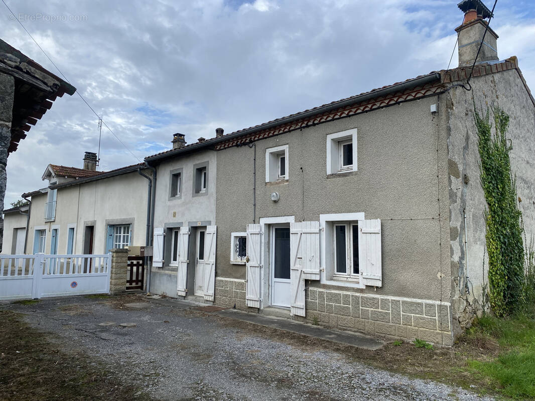 Maison à ORADOUR-SAINT-GENEST