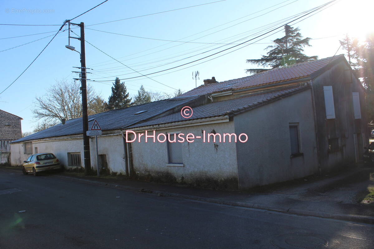 Maison à GOND-PONTOUVRE