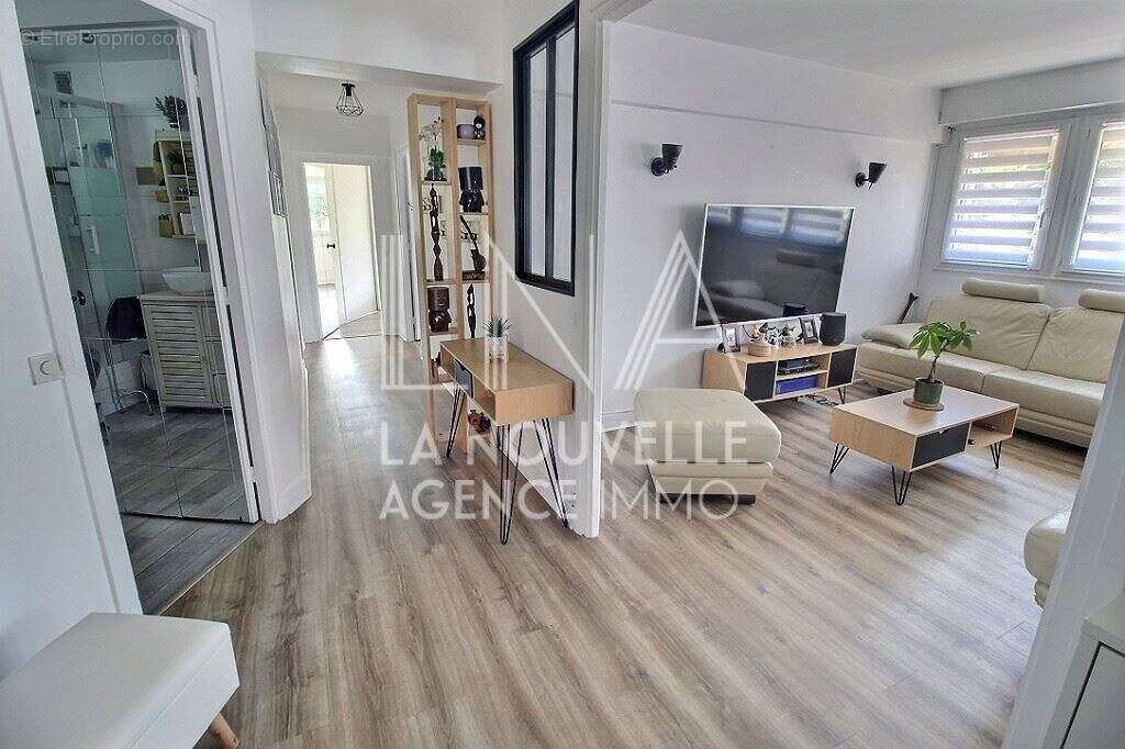 Appartement à ROMAINVILLE