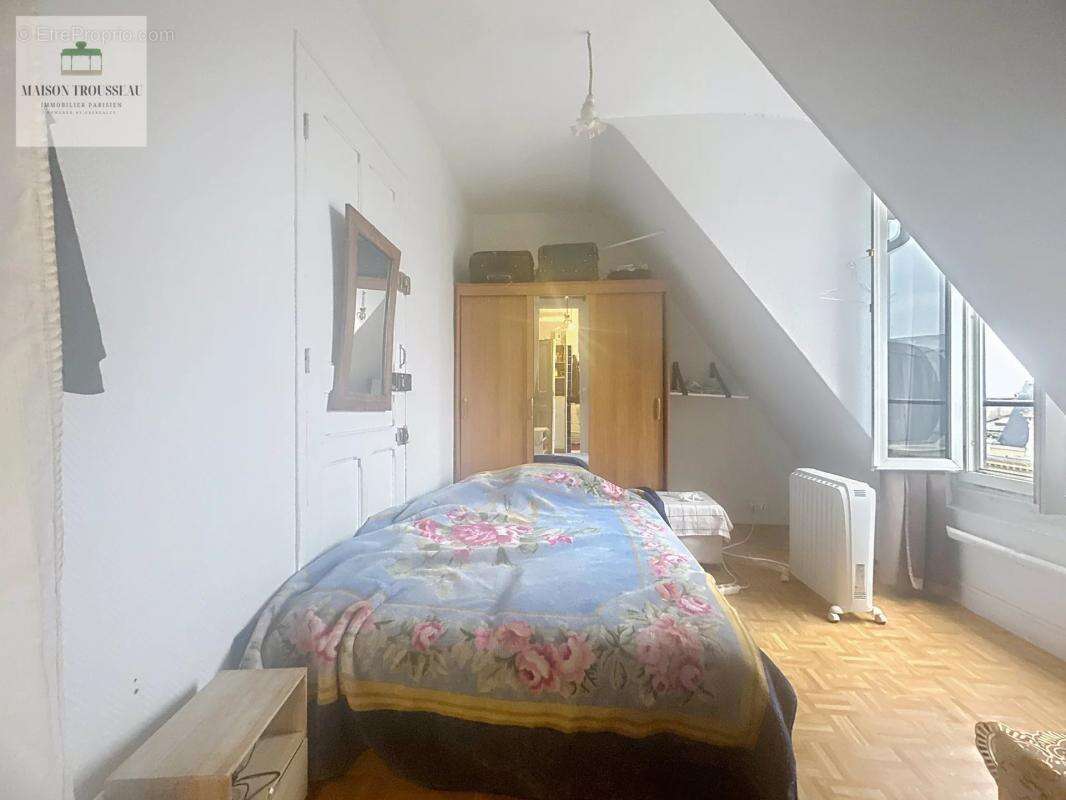 Appartement à PARIS-11E