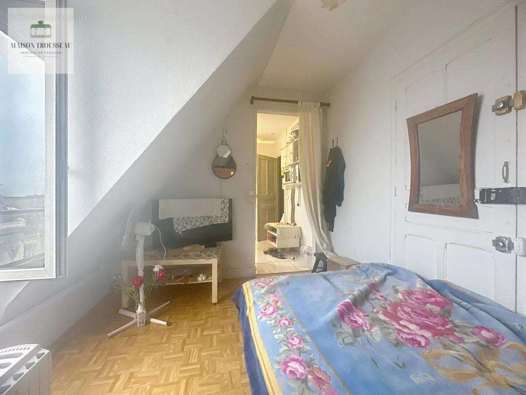 Appartement à PARIS-11E