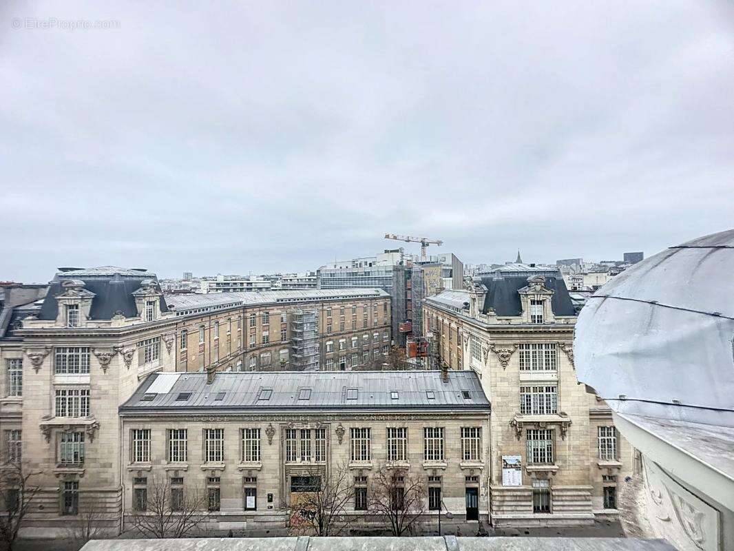 Appartement à PARIS-11E